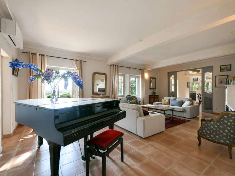 Propriété Uzès - 8 chambres - 468m²