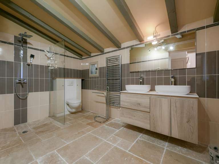 Propriété Uzès - 8 chambres - 468m²