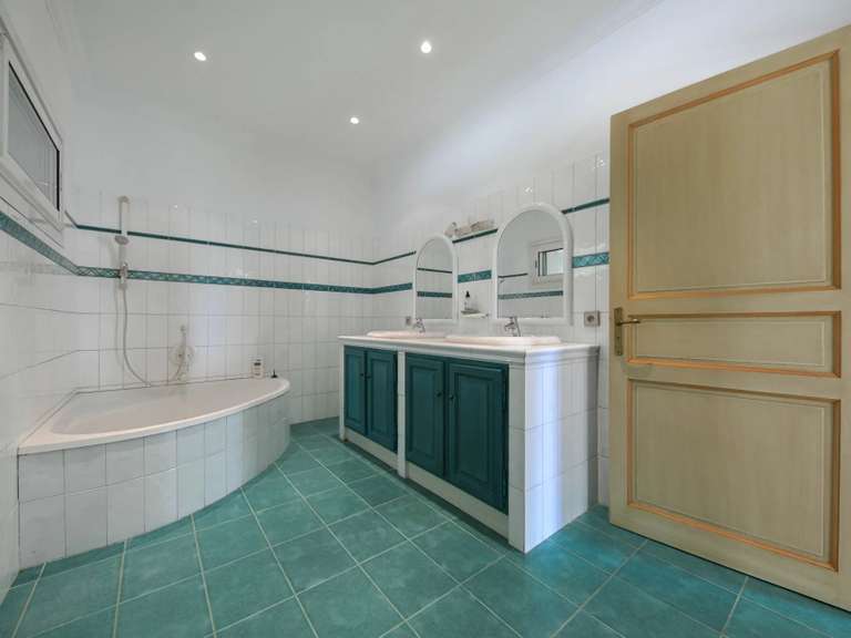 Property Uzès - 4 bedrooms - 344m²