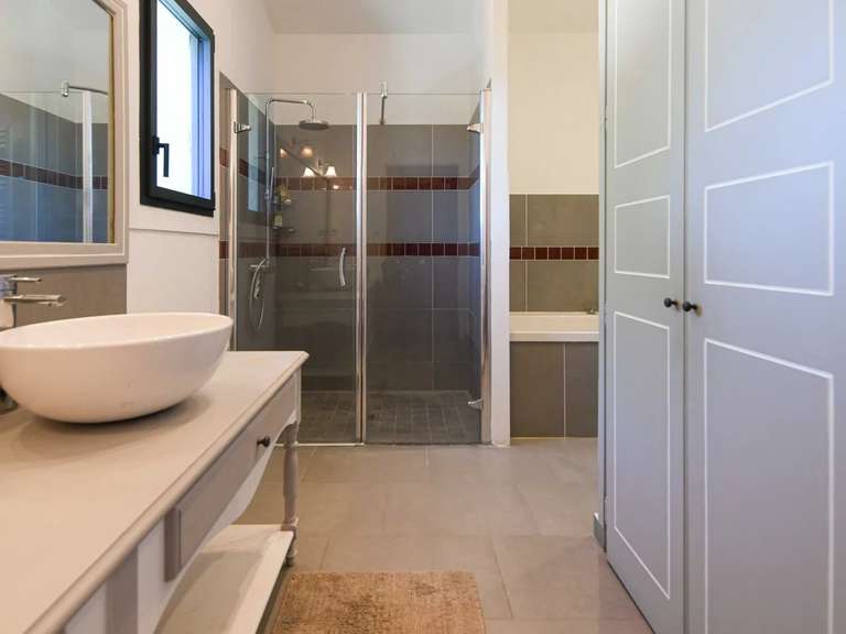 Propriété Uzès - 5 chambres - 280m²