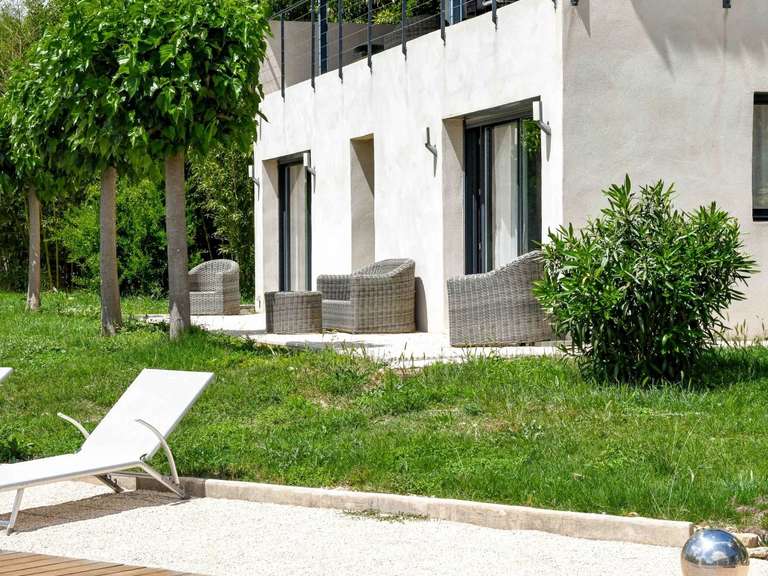 Propriété Uzès - 3 chambres - 203m²