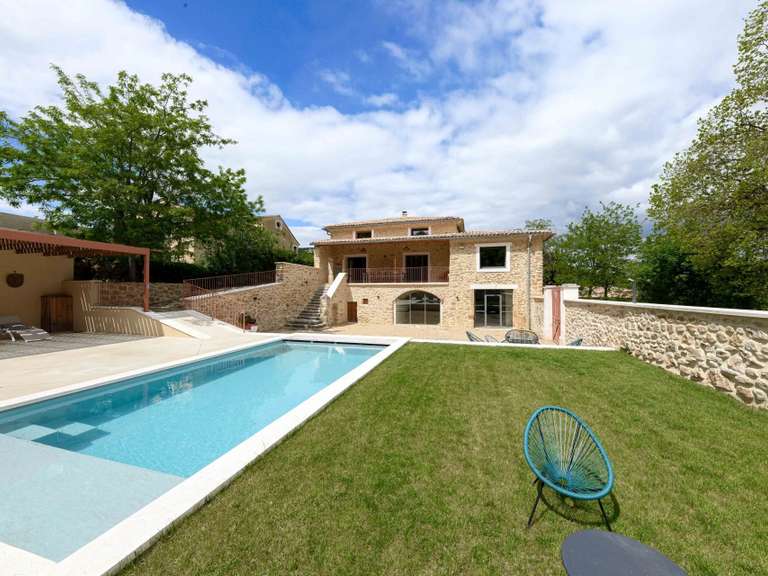 Propriété Uzès - 5 chambres - 302m²