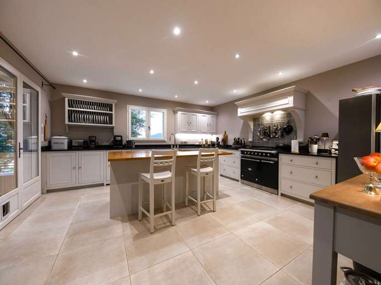 Propriété Uzès - 5 chambres - 412m²