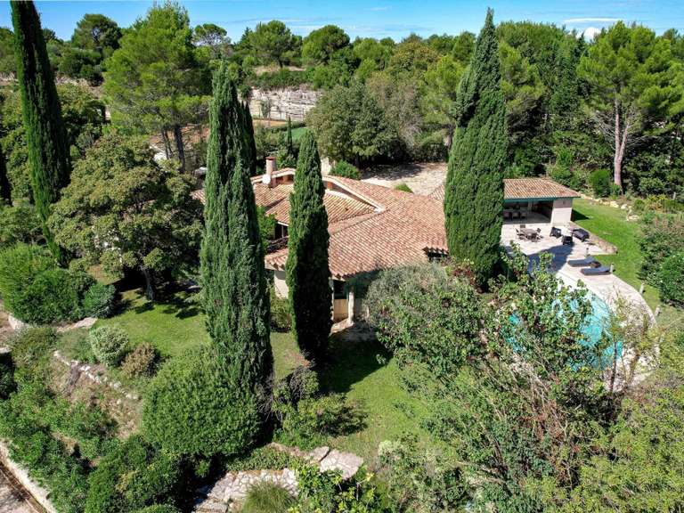 Propriété Uzès - 6 chambres - 168m²