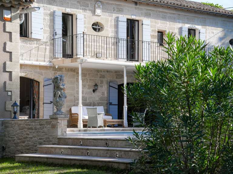 Propriété Uzès - 4 chambres - 318m²