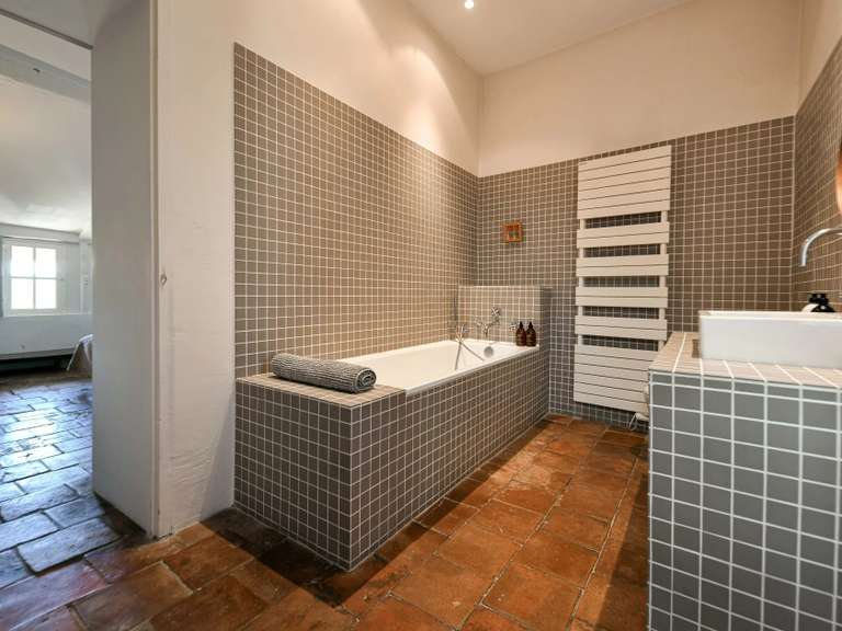 Propriété Uzès - 7 chambres - 530m²