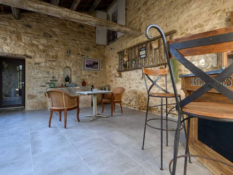 Propriété Uzès - 10 chambres - 650m²