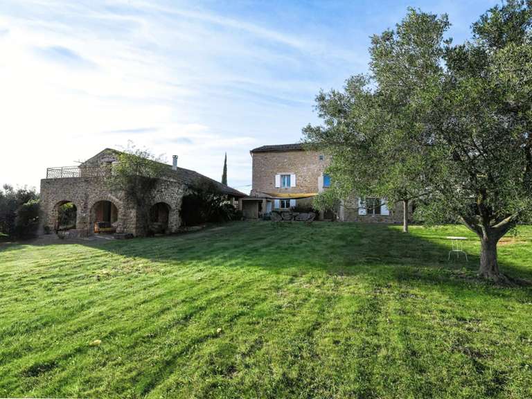 Propriété Uzès - 10 chambres - 650m²