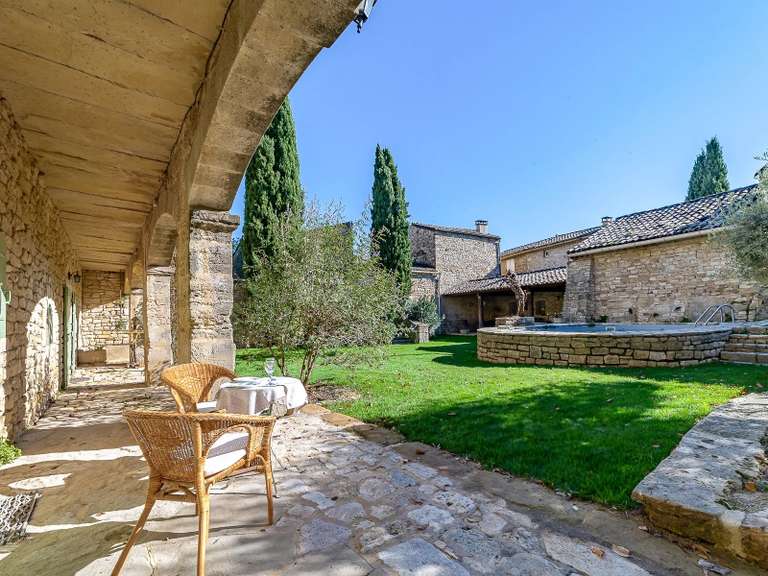 Propriété Uzès - 6 chambres - 527m²