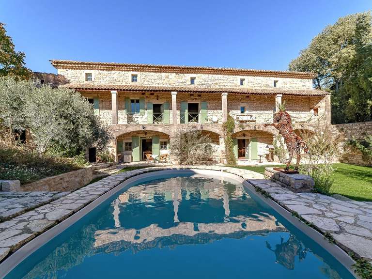 Propriété Uzès - 6 chambres - 527m²