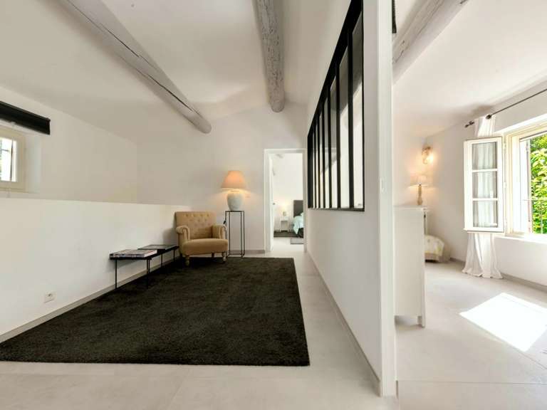 Propriété Uzès - 5 chambres - 278m²