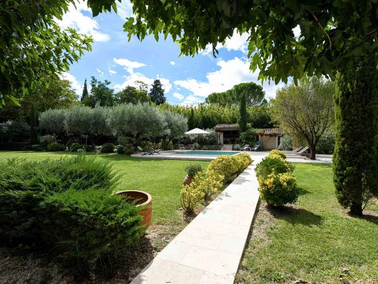 Propriété Uzès - 5 chambres - 278m²