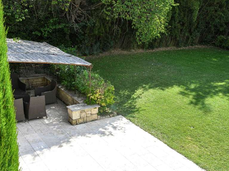 Propriété Uzès - 5 chambres - 278m²