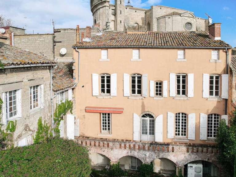 Propriété Uzès - 9 chambres - 1035m²