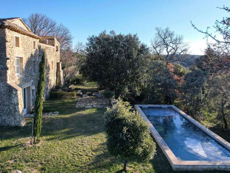 Propriété Uzès - 5 chambres - 398m²