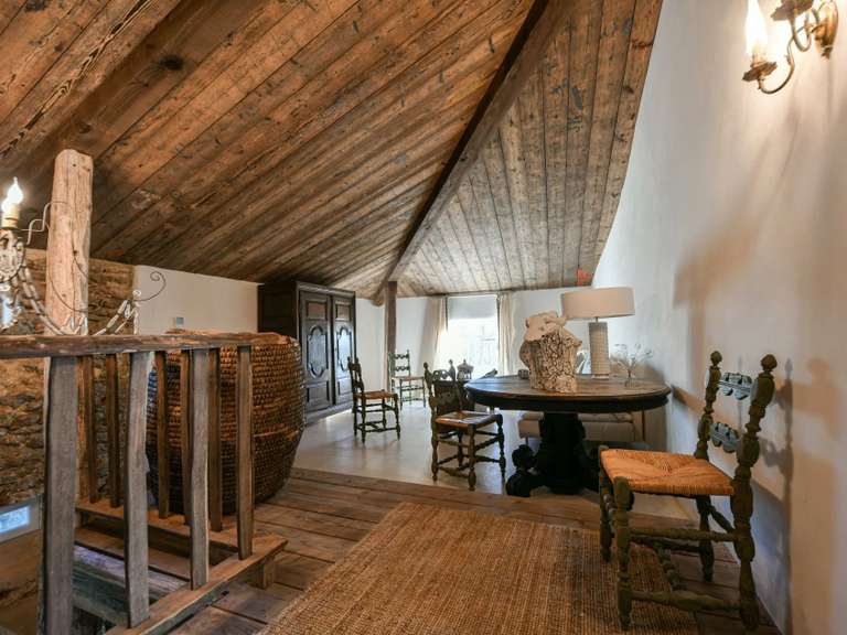 Propriété Uzès - 5 chambres - 398m²