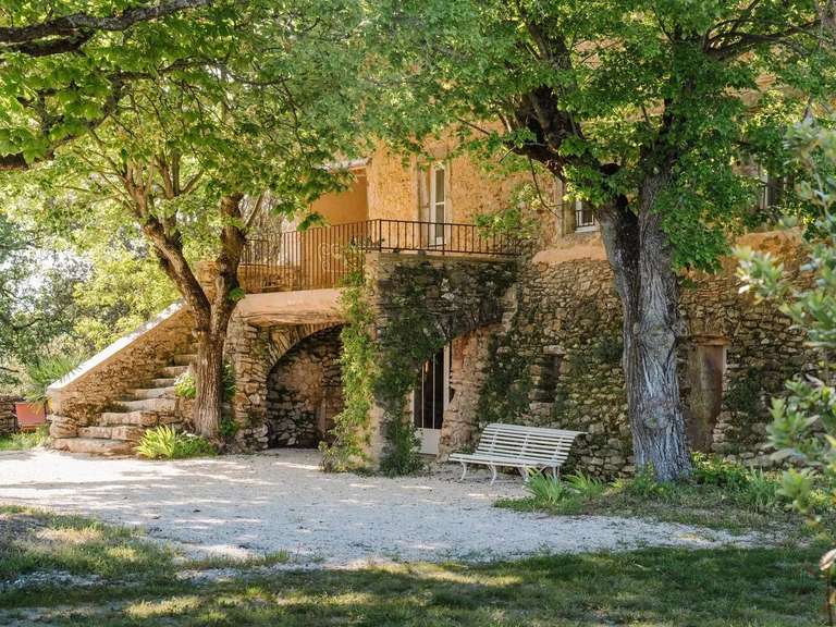 Propriété Uzès - 5 chambres - 398m²