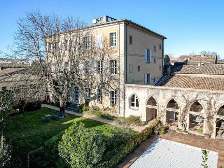 Propriété Uzès - 9 chambres - 996m²