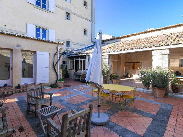 Propriété Uzès - 9 chambres - 996m²