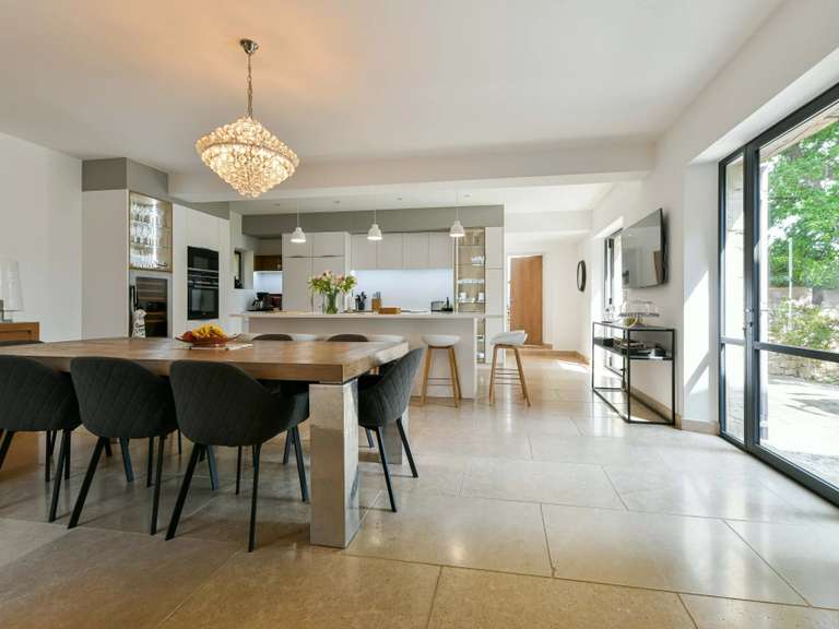 Propriété Uzès - 5 chambres - 357m²