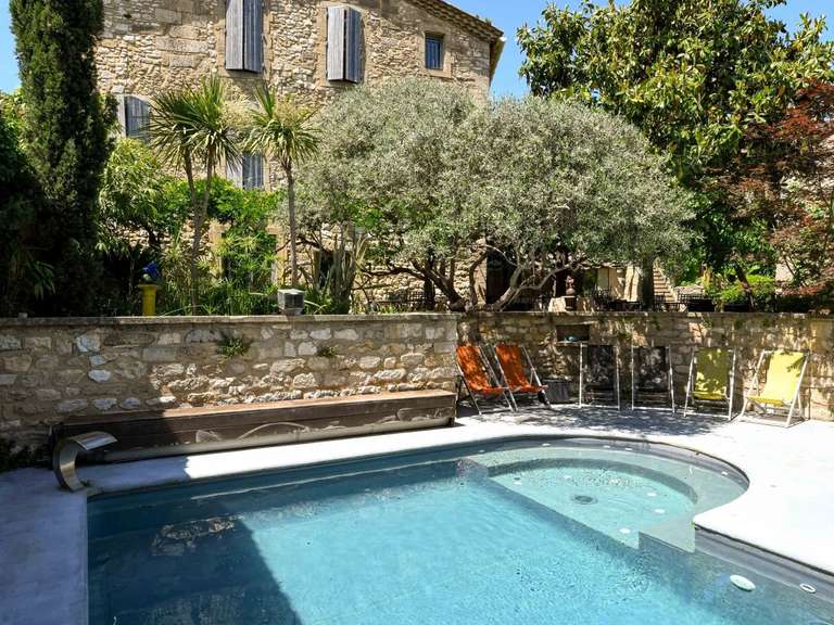 Propriété Uzès - 14 chambres - 922m²