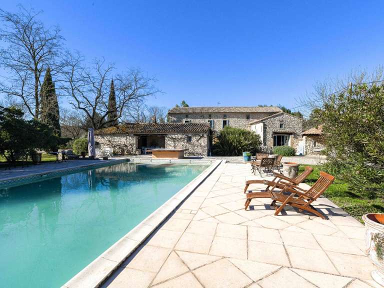 Propriété Uzès - 7 chambres - 370m²