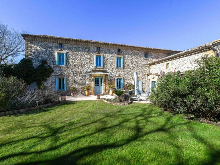Propriété Uzès - 7 chambres - 370m²