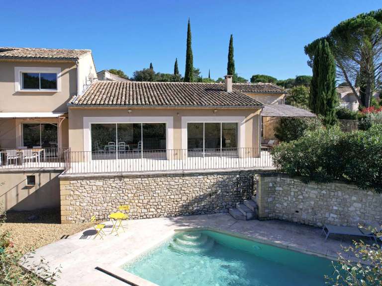 Propriété Uzès - 4 chambres - 199m²