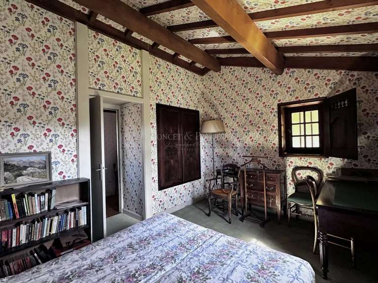 Propriété Uzès - 4 chambres - 260m²