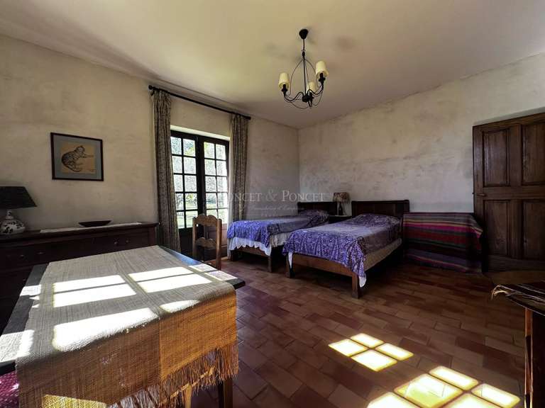 Propriété Uzès - 4 chambres - 260m²