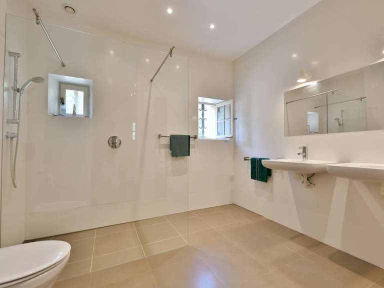 Propriété Uzès - 4 chambres - 302m²