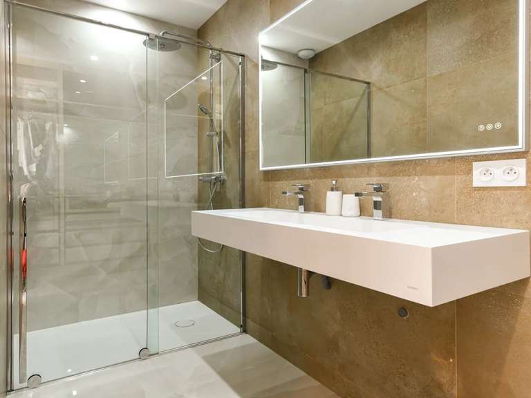 Propriété Uzès - 5 chambres - 189m²