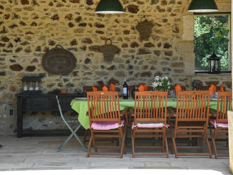 Propriété Uzès - 8 chambres - 560m²