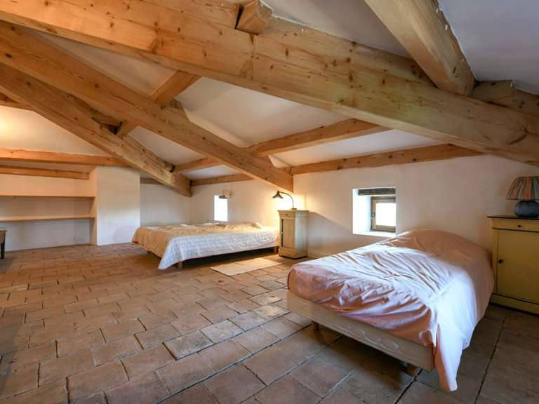 Propriété Uzès - 8 chambres - 560m²