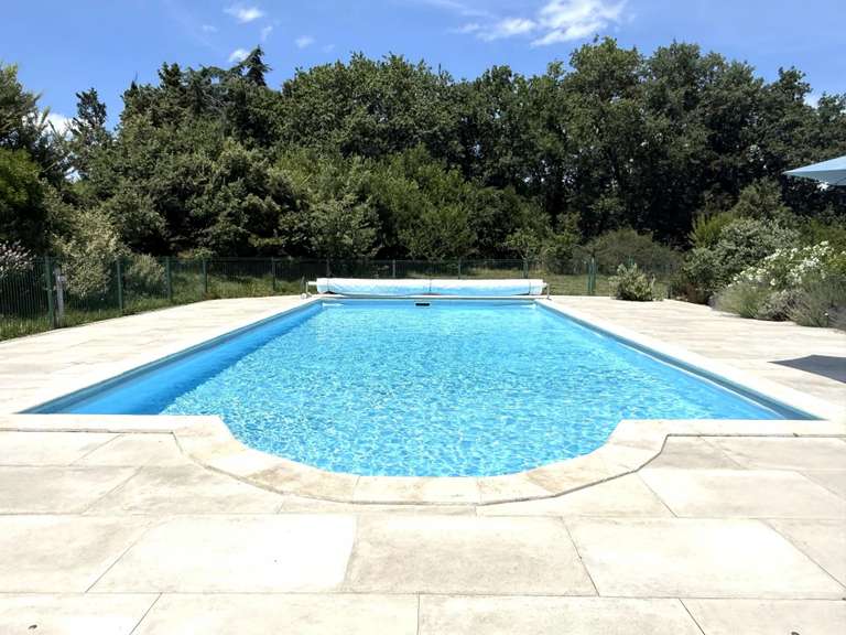 Propriété Uzès - 8 chambres - 560m²