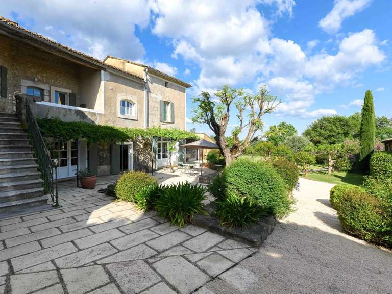 Propriété Uzès - 8 chambres - 560m²