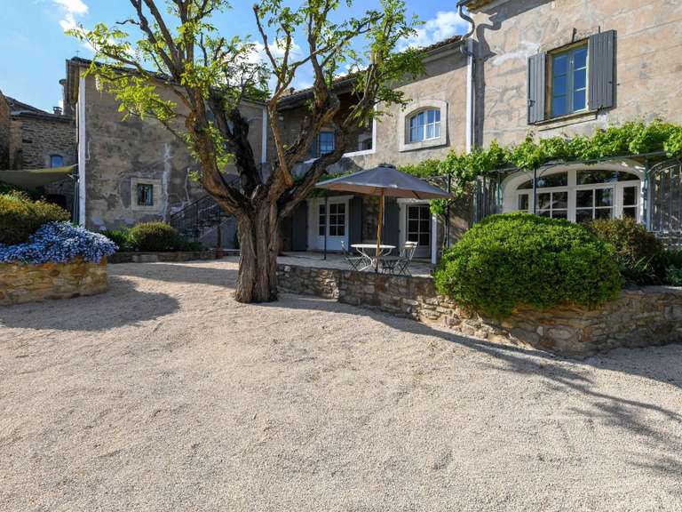 Propriété Uzès - 8 chambres - 560m²