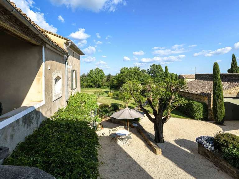 Propriété Uzès - 8 chambres - 560m²