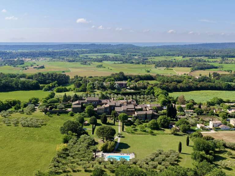Propriété Uzès - 13 chambres - 900m²