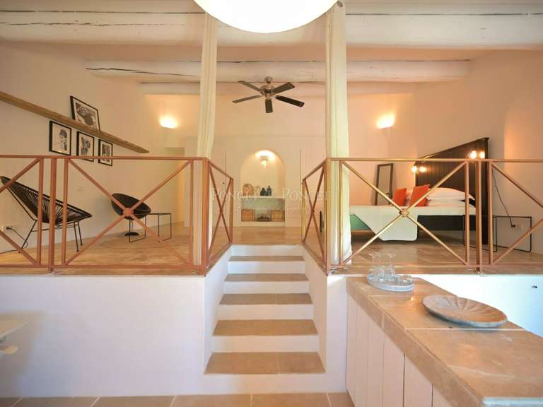 Propriété Uzès - 13 chambres - 900m²