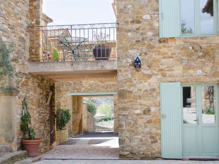 Propriété Uzès - 13 chambres - 900m²