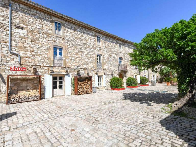 Propriété Uzès - 10 chambres - 1200m²