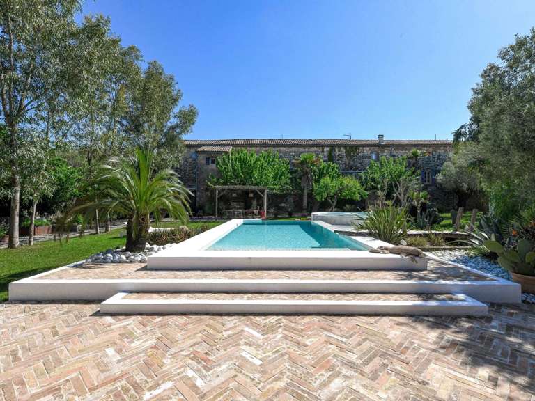 Propriété Uzès - 10 chambres - 1200m²
