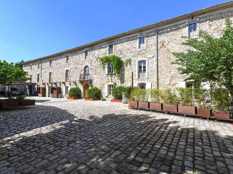 Propriété Uzès - 10 chambres - 1200m²