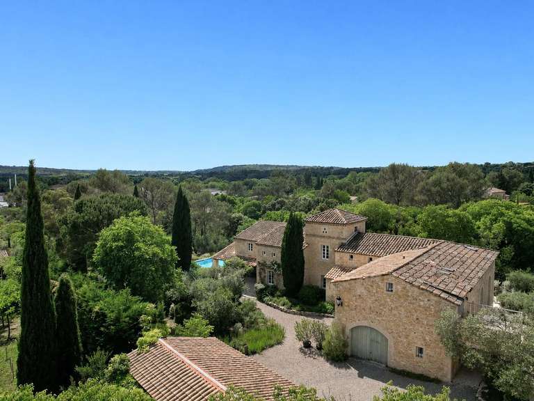 Propriété Uzès - 9 chambres - 562m²