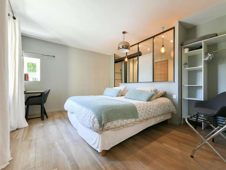Propriété Uzès - 9 chambres - 562m²