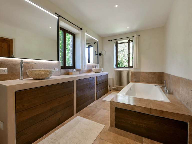 Propriété Uzès - 6 chambres - 820m²