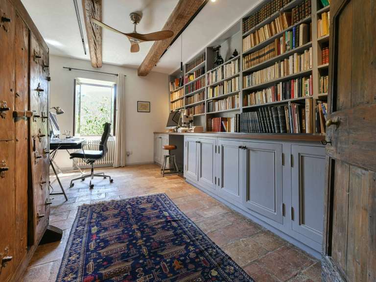 Propriété Uzès - 6 chambres - 820m²