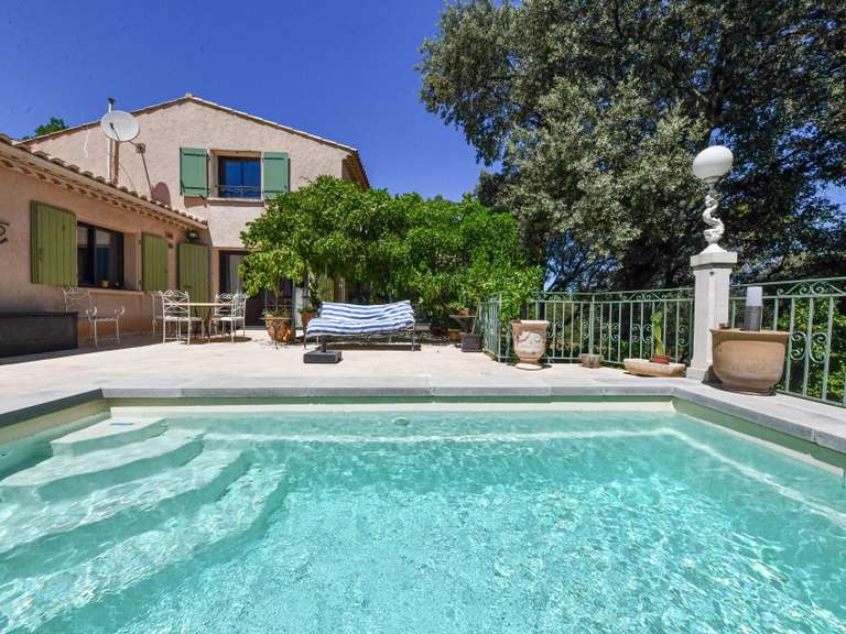 Propriété Uzès - 4 chambres - 261m²