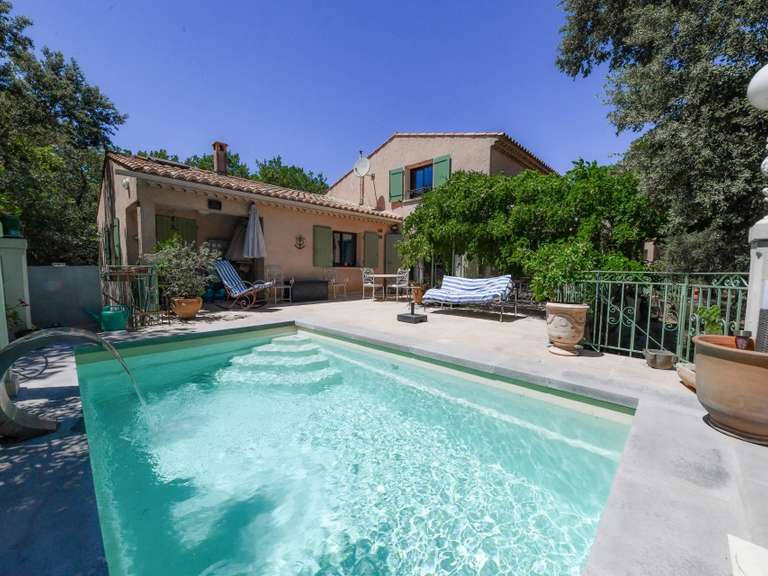 Propriété Uzès - 4 chambres - 261m²